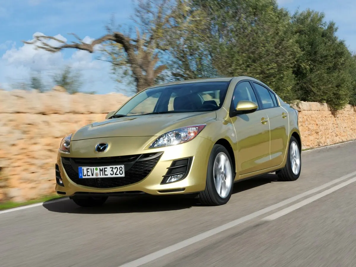 Mazda 3 II (BL) Седан