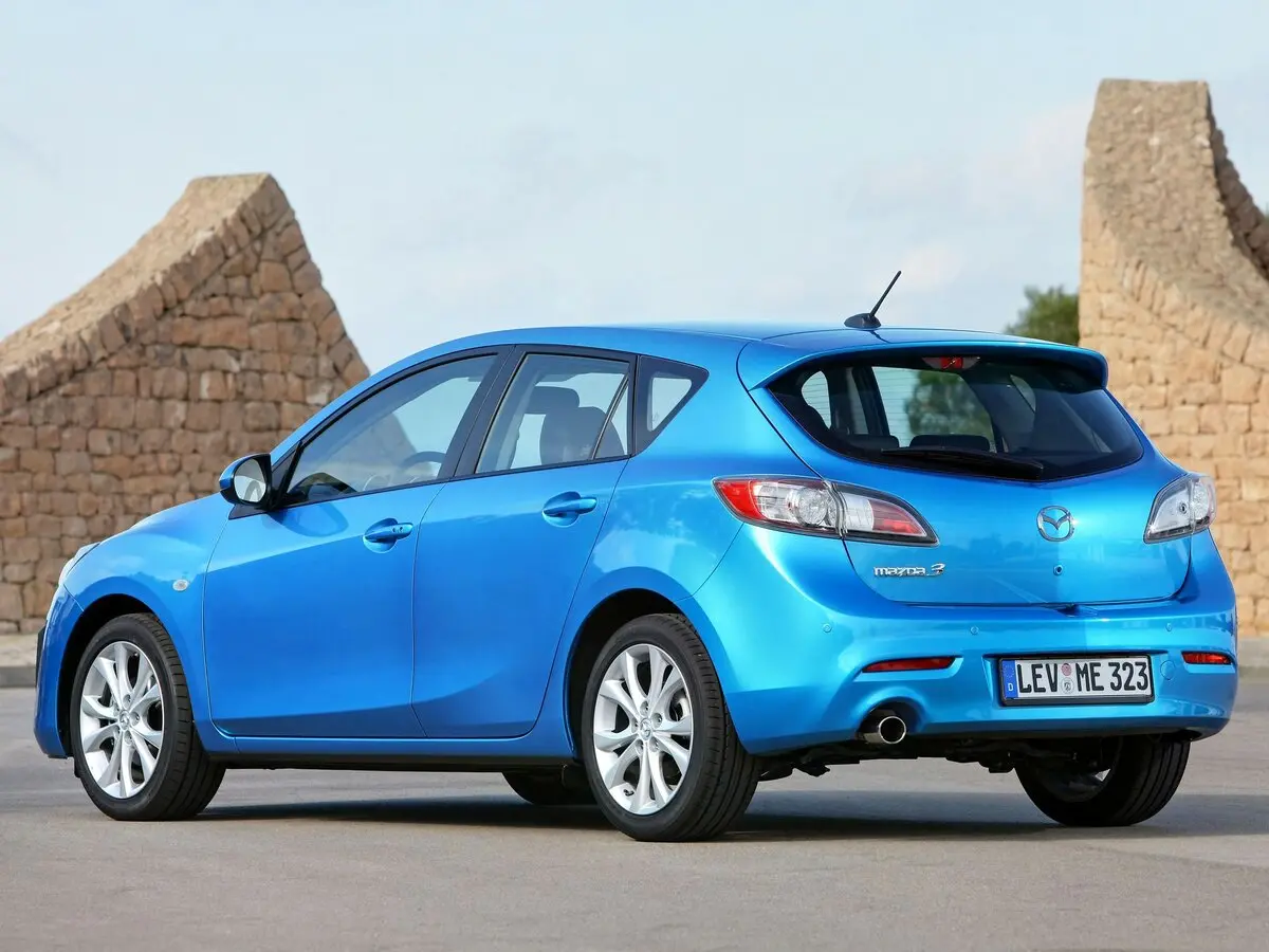 Mazda 3 II (BL) Хэтчбек 5 дв. — фото 5