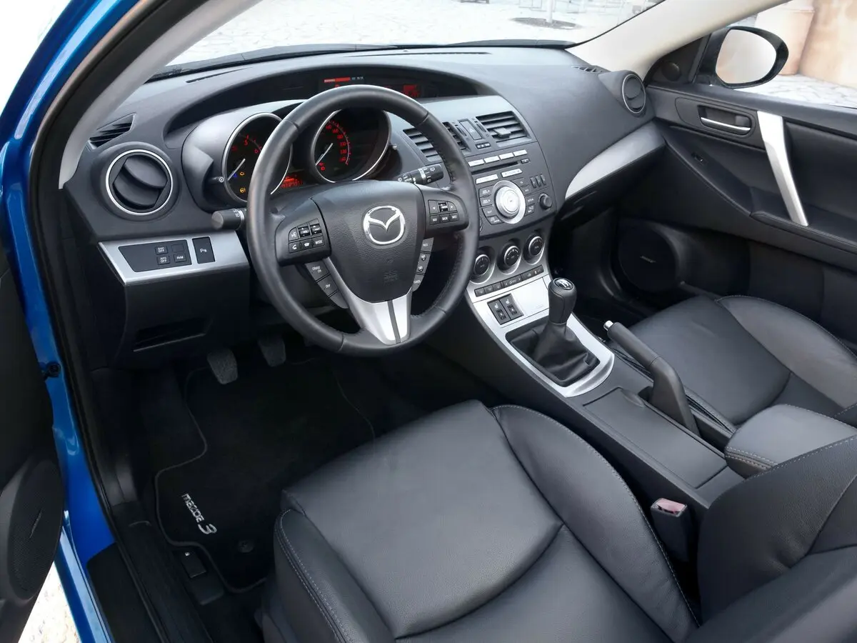 Mazda 3 II (BL) Хэтчбек 5 дв. — фото 8