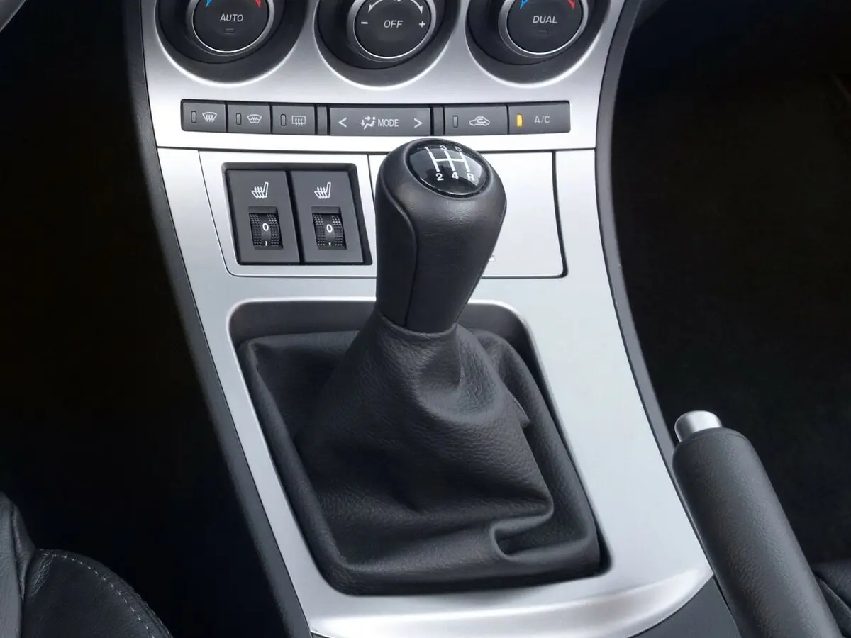 Mazda 3 II (BL) Хэтчбек 5 дв. — фото 13