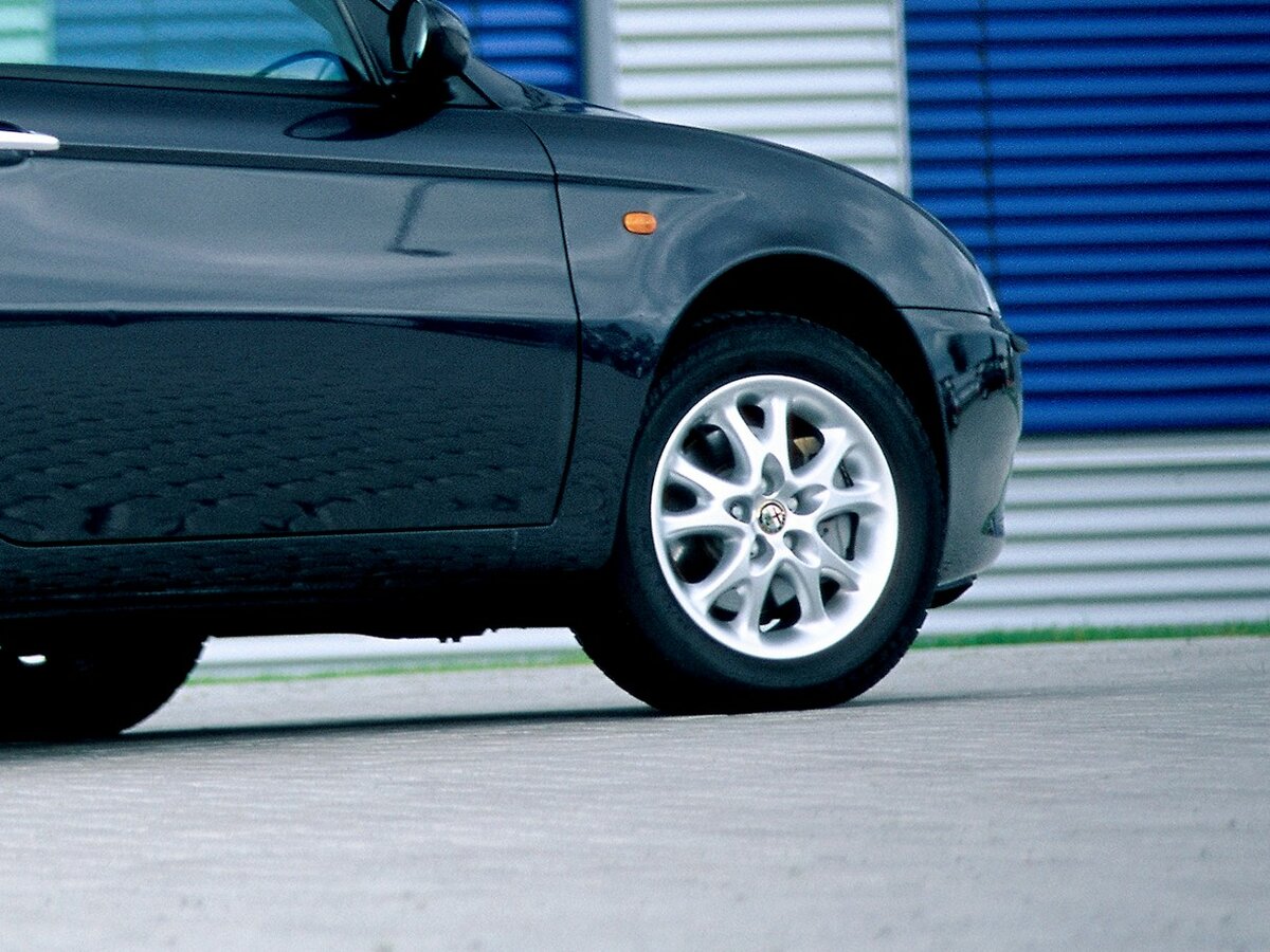 Alfa Romeo 147 I Хэтчбек 3 дв.