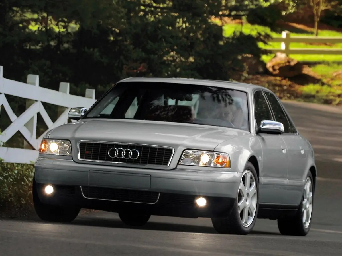 Audi S8 I (D2) Рестайлинг Седан — сүрөт 3