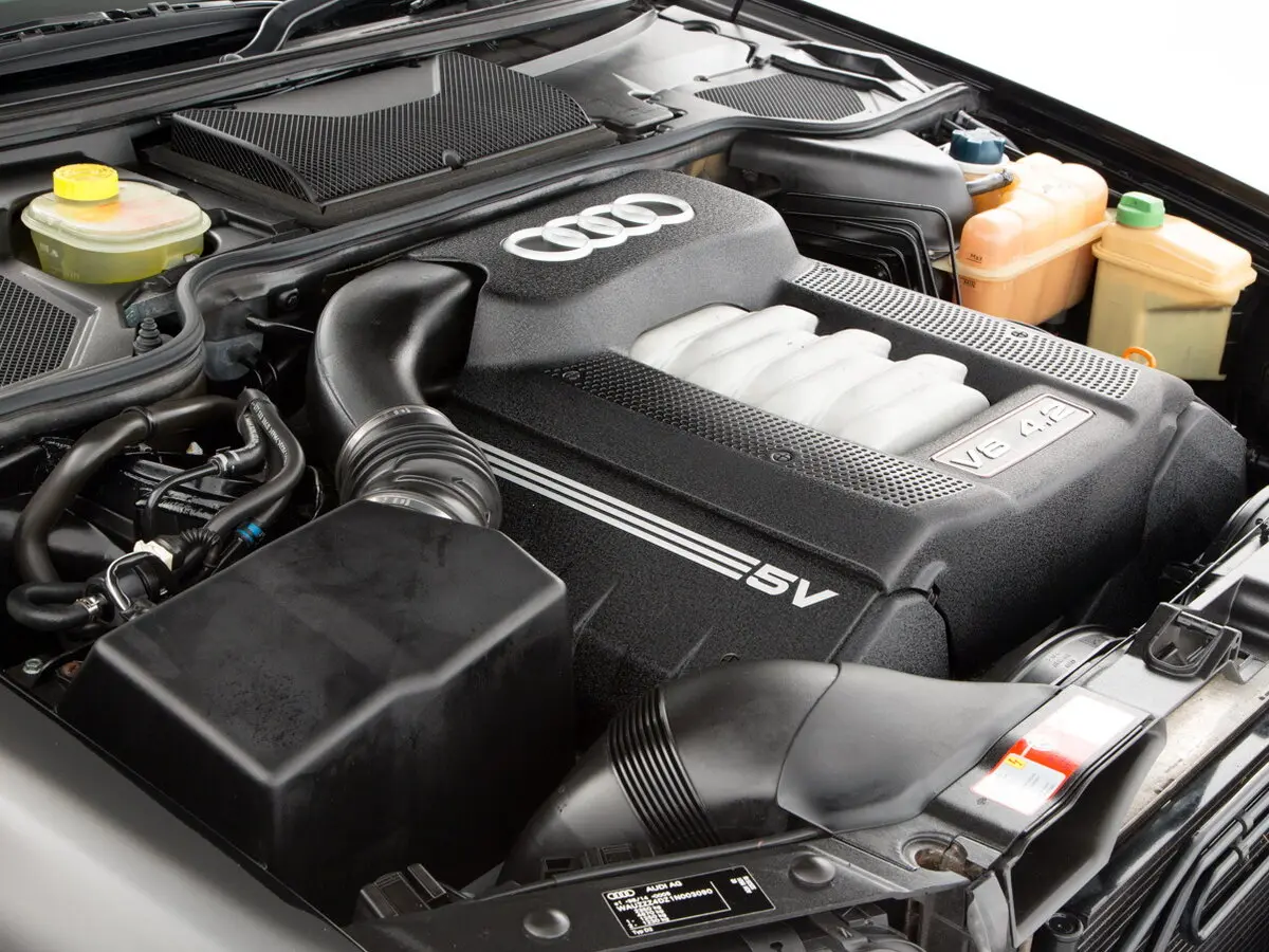 Audi S8 I (D2) Рестайлинг Седан — сүрөт 9