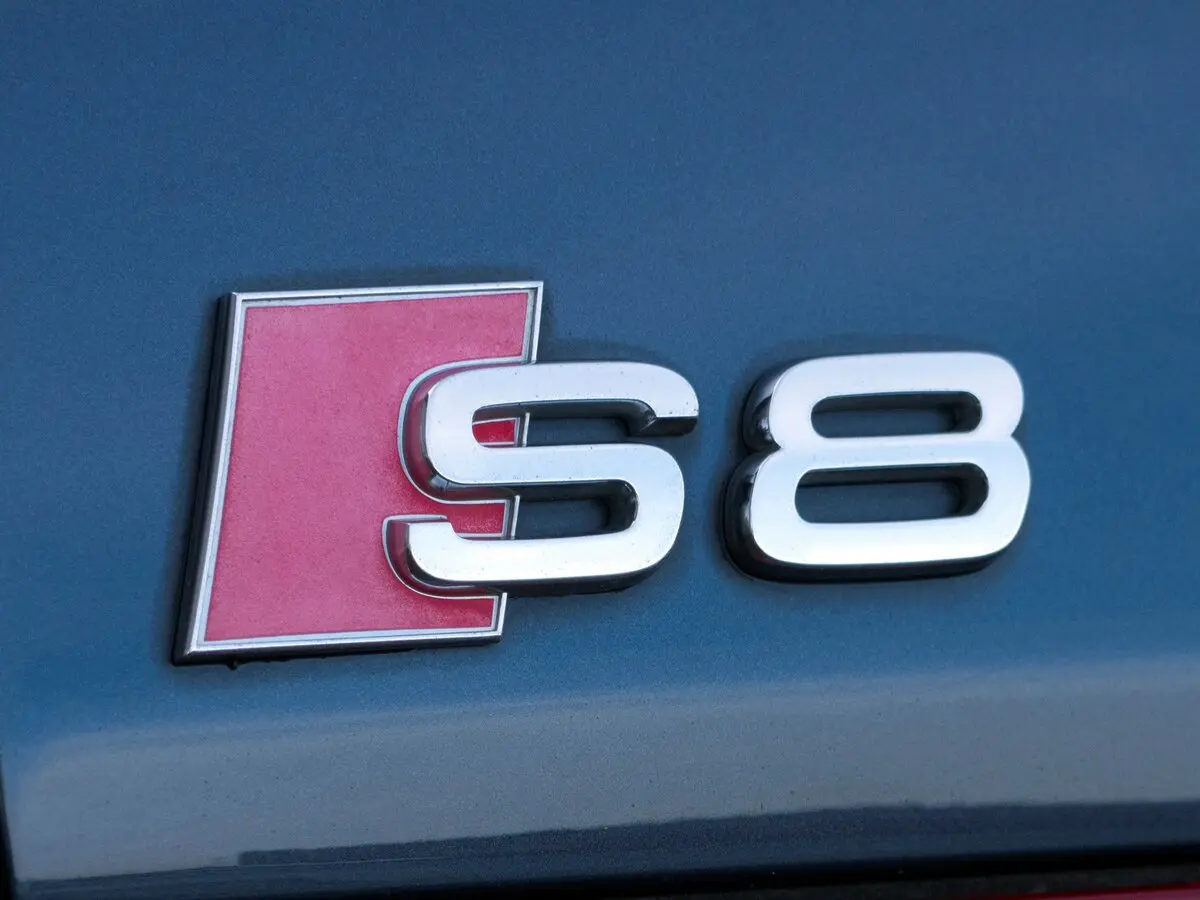 Audi S8 I (D2) Рестайлинг Седан — сүрөт 10