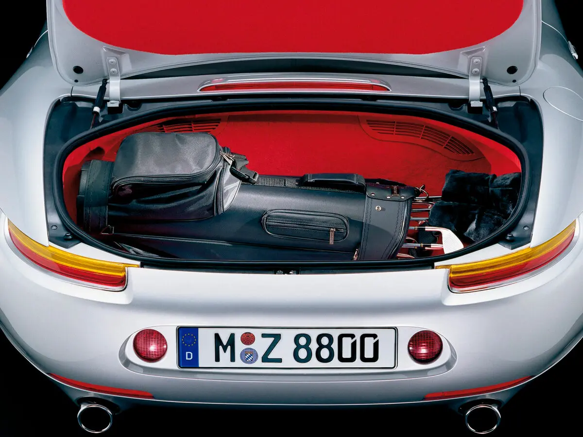 BMW Z8 2000 – 2003 Кабриолет — photo 9