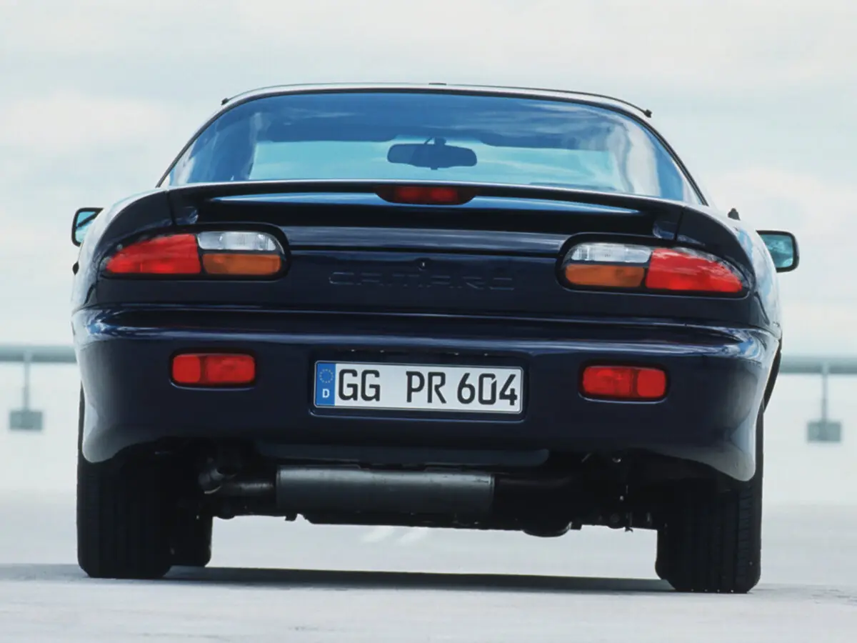 Chevrolet Camaro IV Рестайлинг Купе — сүрөт 4