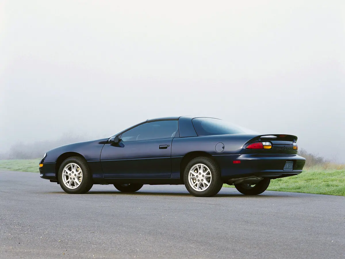 Chevrolet Camaro IV Рестайлинг Купе — сүрөт 5