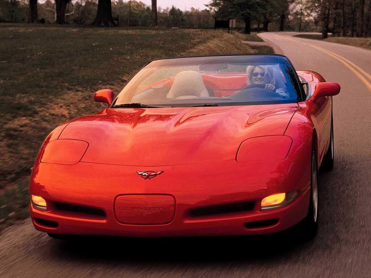 Chevrolet Corvette C5 Родстер — фото 3