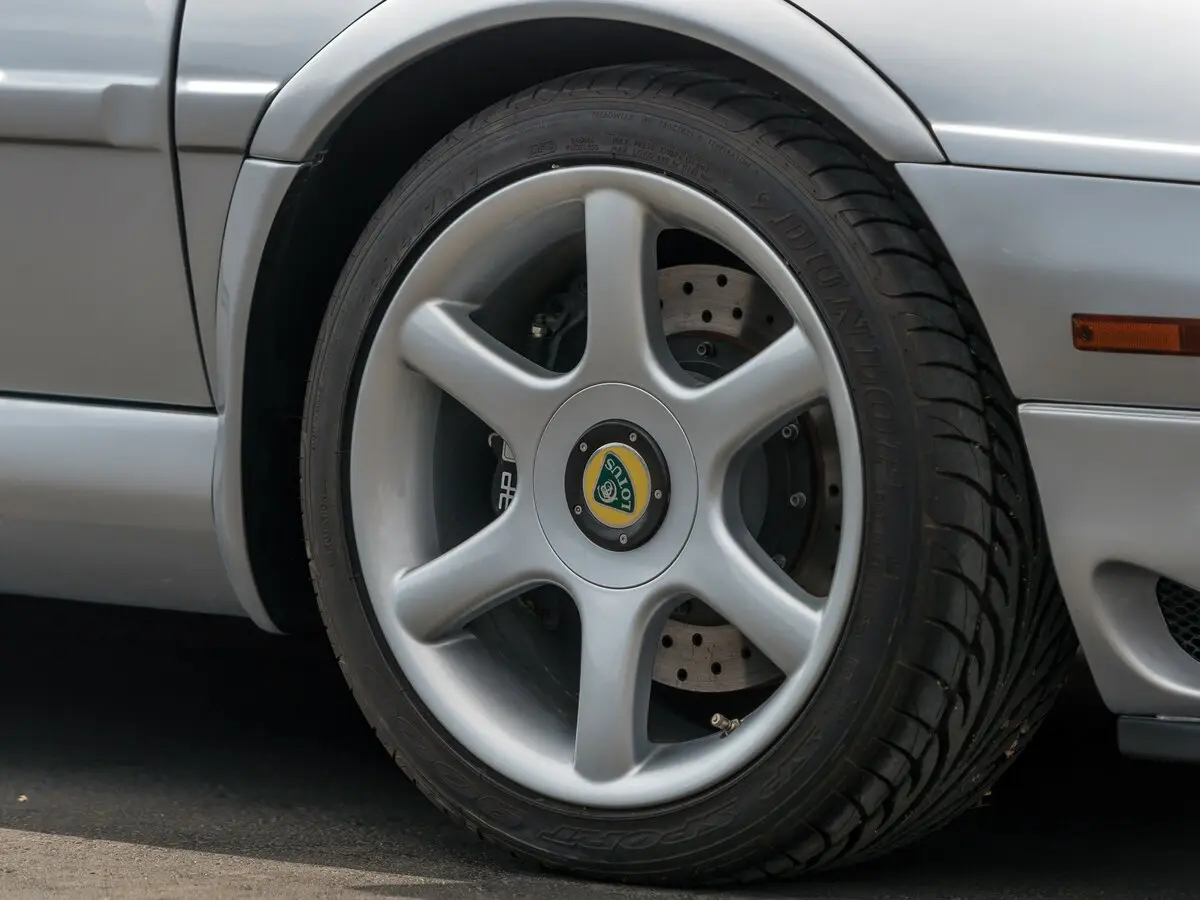 Lotus Esprit V Купе — сүрөт 16