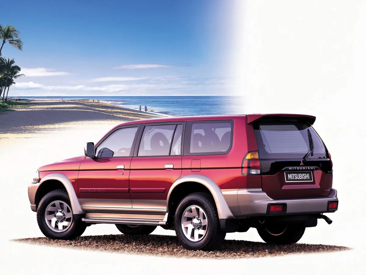 Mitsubishi Pajero Sport I Внедорожник 5 дв. — фото 4