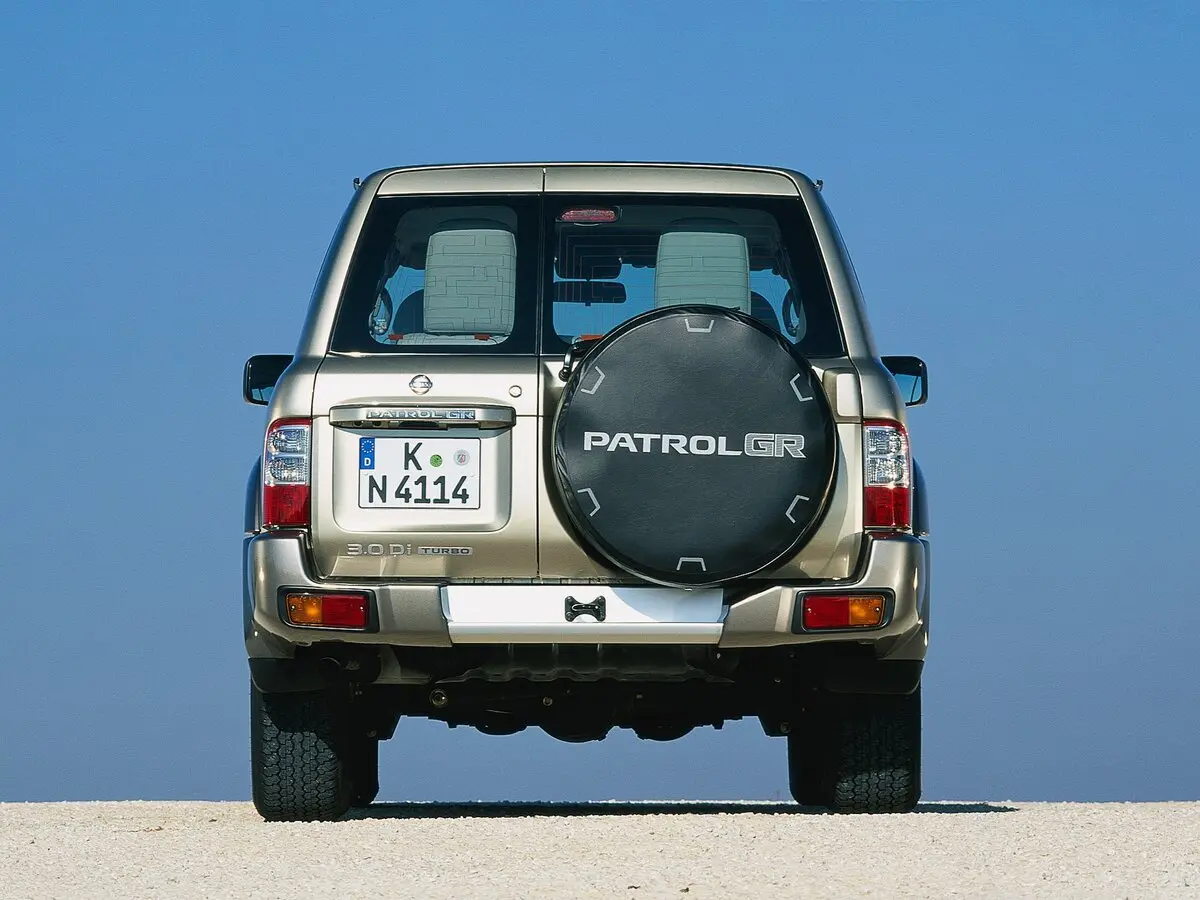 Nissan Patrol V (Y61) Внедорожник 5 дв. — сүрөт 4