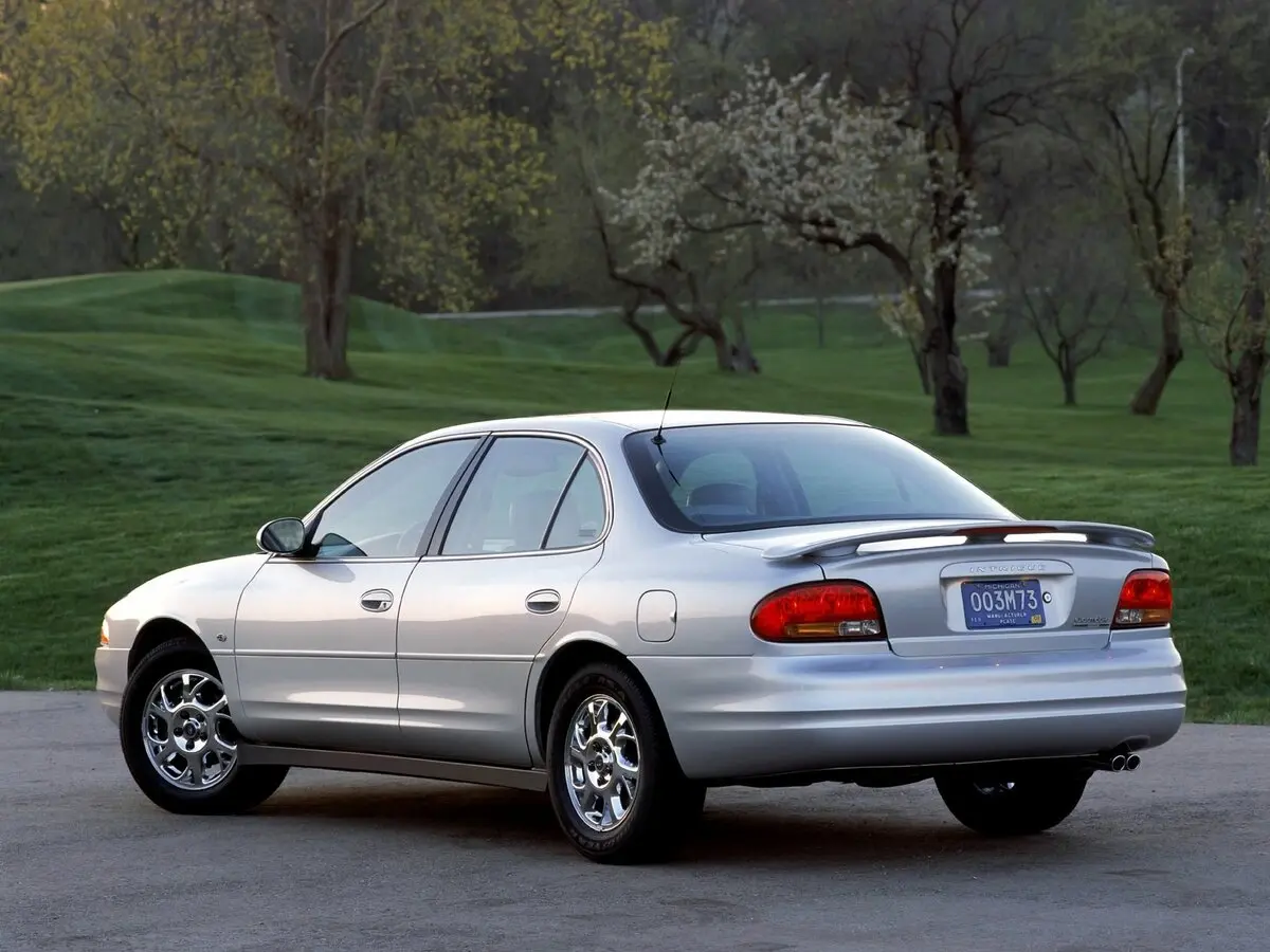 Oldsmobile Intrigue 1997 – 2002 Седан — сүрөт 4