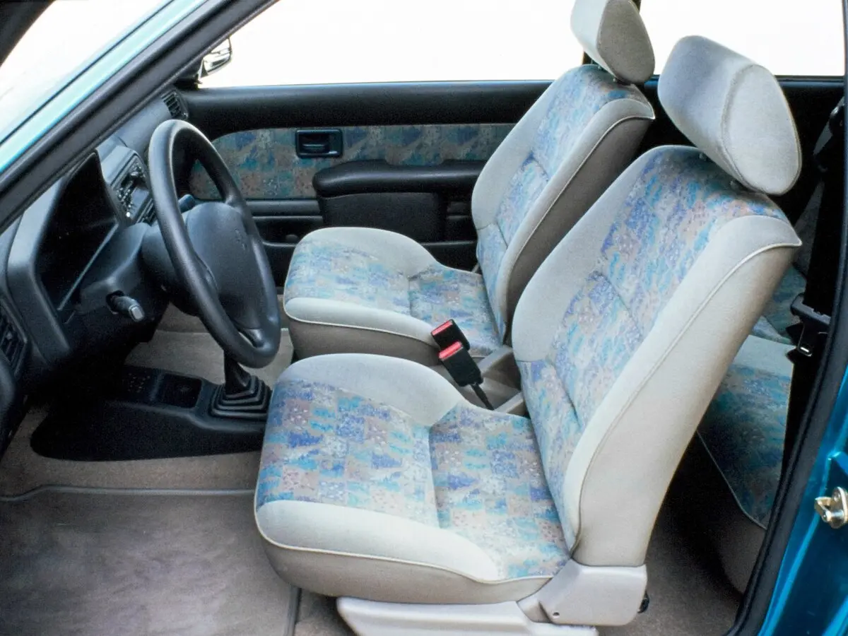 Peugeot 106 I Рестайлинг Хэтчбек 3 дв. — сүрөт 6
