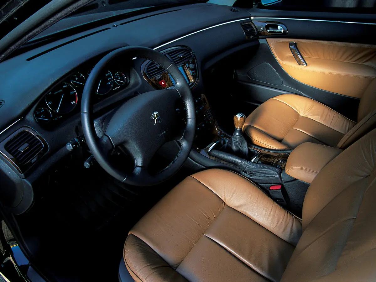 Peugeot 607 I Седан — photo 6