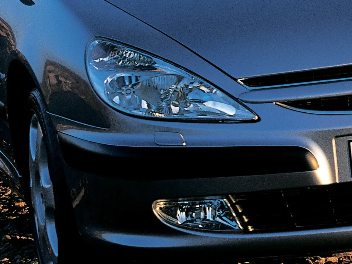 Peugeot 607 I Седан — photo 9