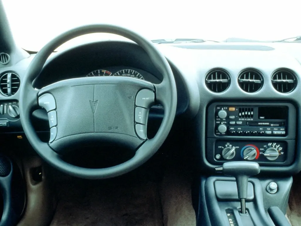 Pontiac Firebird IV Купе — сүрөт 6