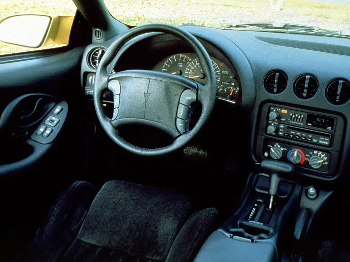 Pontiac Firebird IV Купе — сүрөт 7