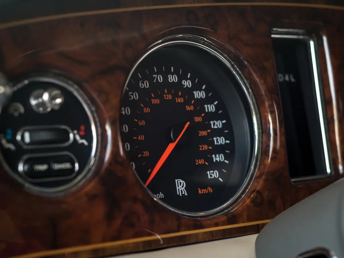 Rolls-Royce Park Ward 2000 – 2002 Седан — сүрөт 7