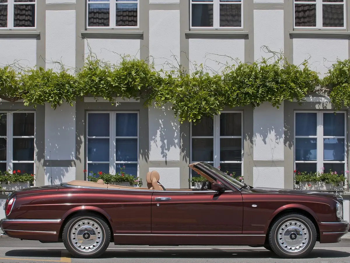 Rolls-Royce Corniche V Кабриолет — сүрөт 2