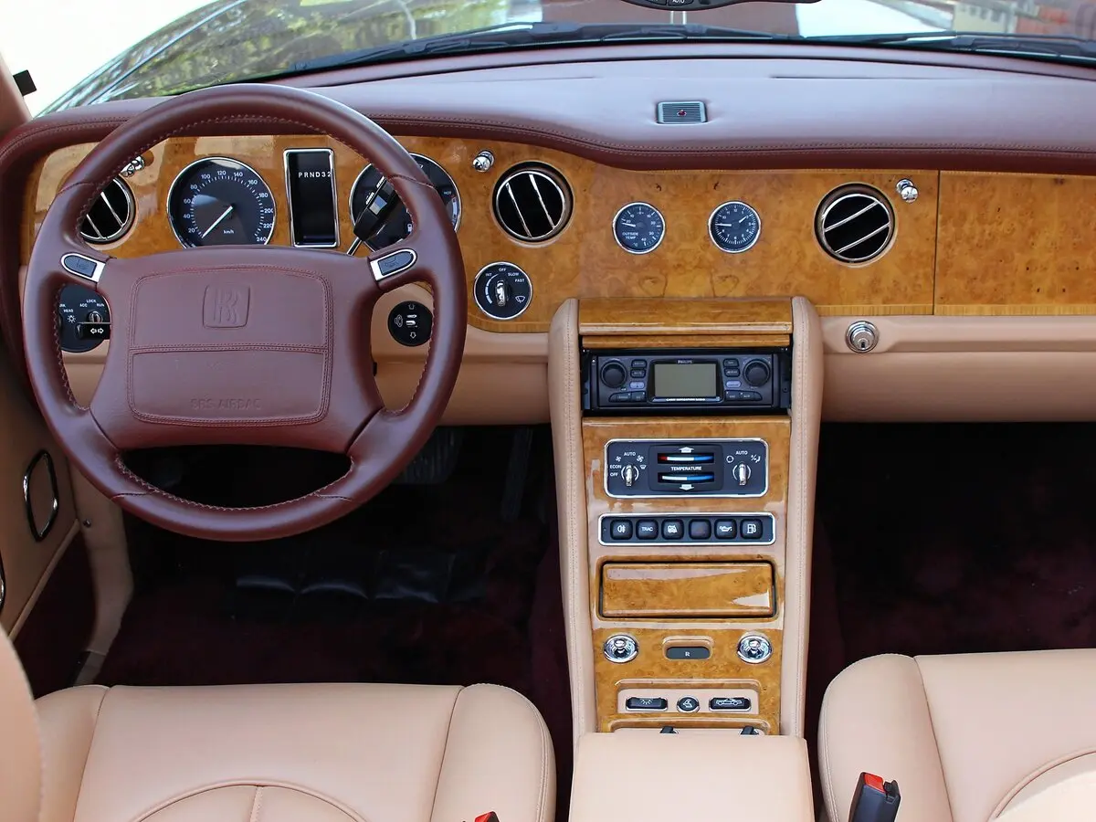 Rolls-Royce Corniche V Кабриолет — сүрөт 6