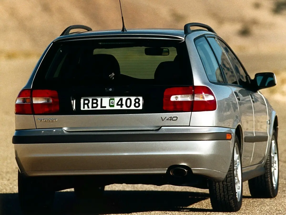 Volvo V40 I Рестайлинг Универсал 5 дв. — сүрөт 4