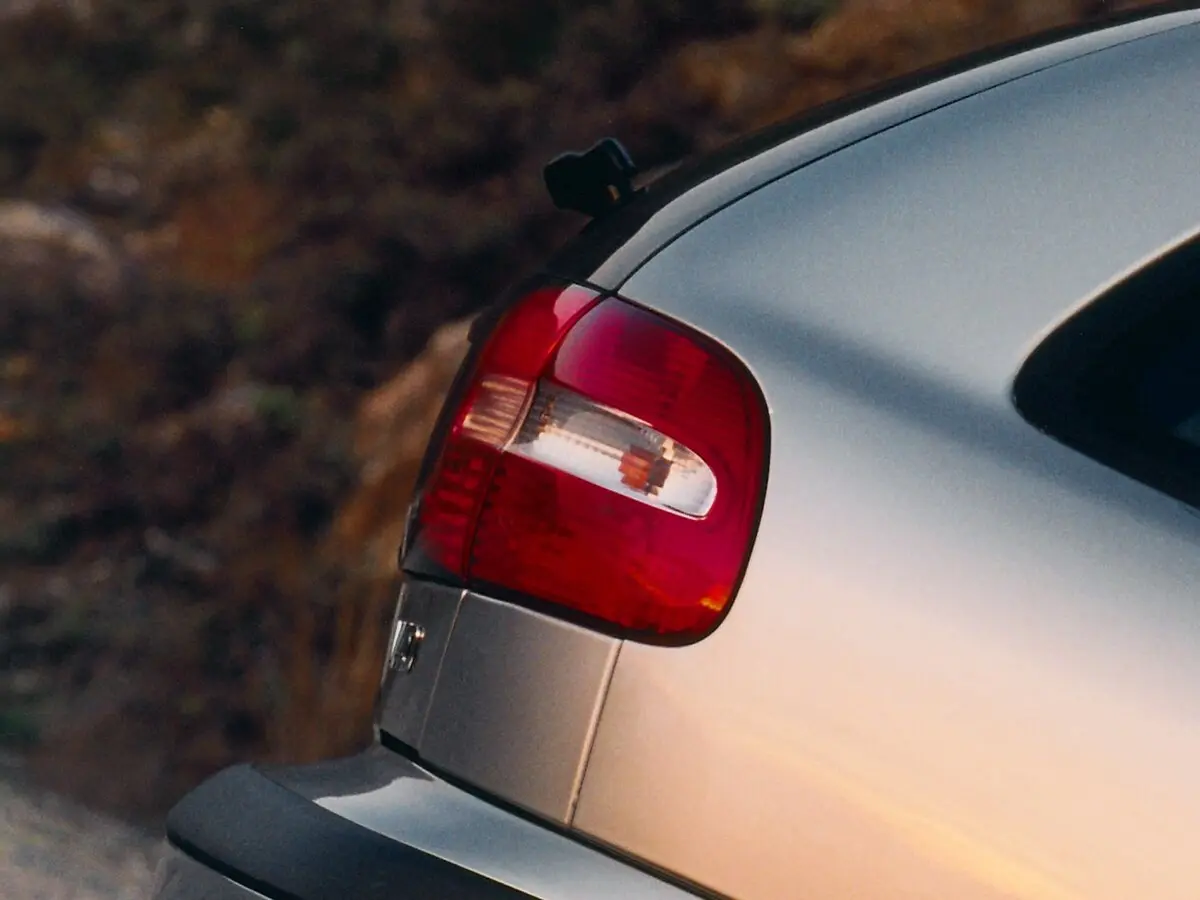 Volvo V40 I Рестайлинг Универсал 5 дв. — сүрөт 9