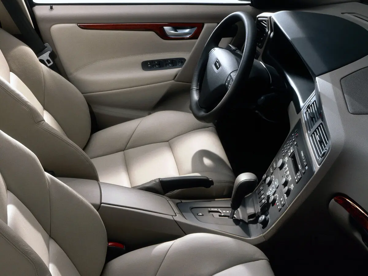 Volvo S60 I Седан — сүрөт 7