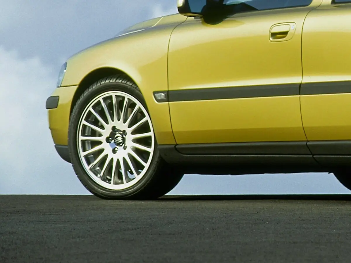 Volvo S60 I Седан — сүрөт 17