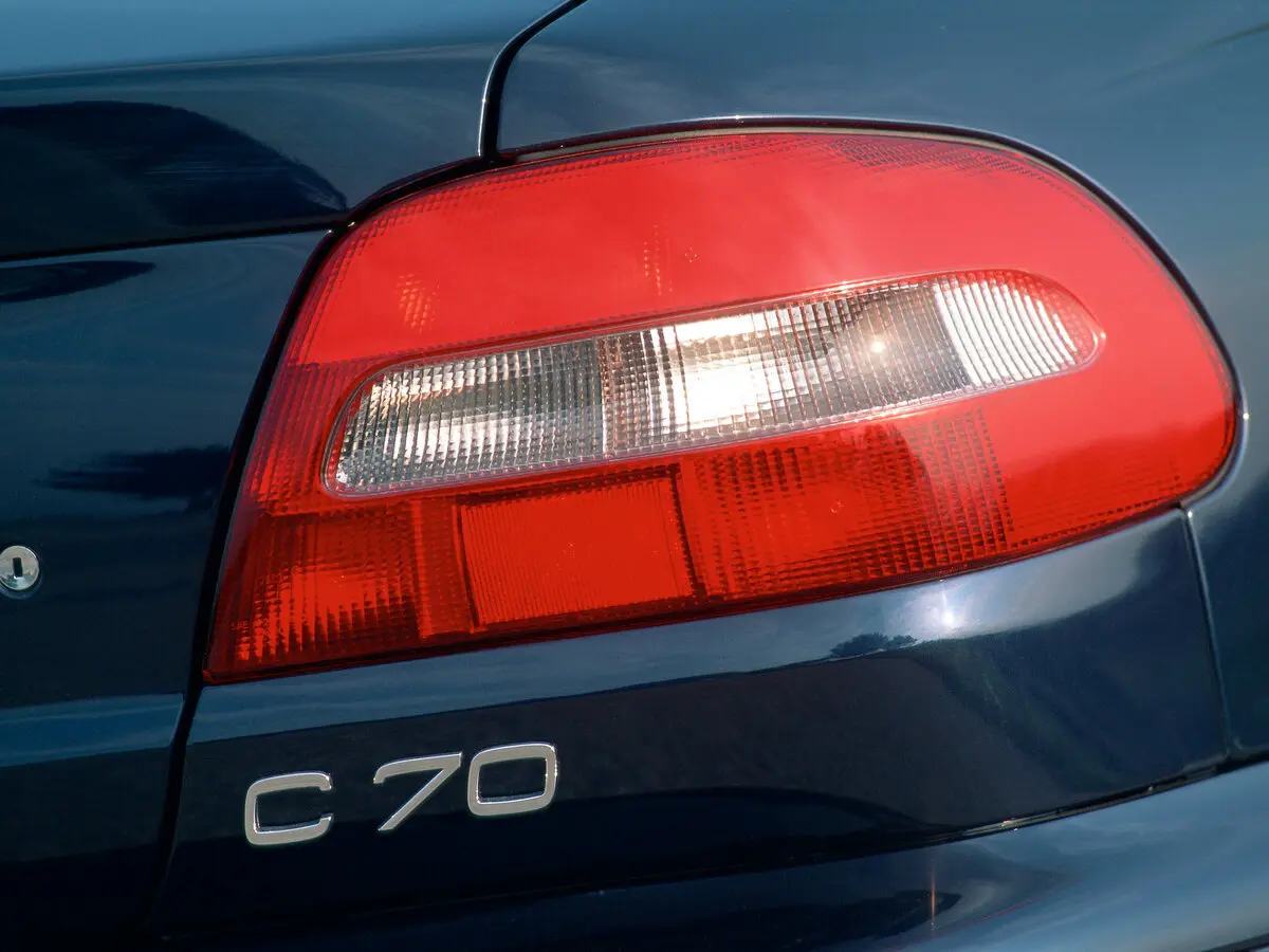 Volvo C70 I Кабриолет — photo 8