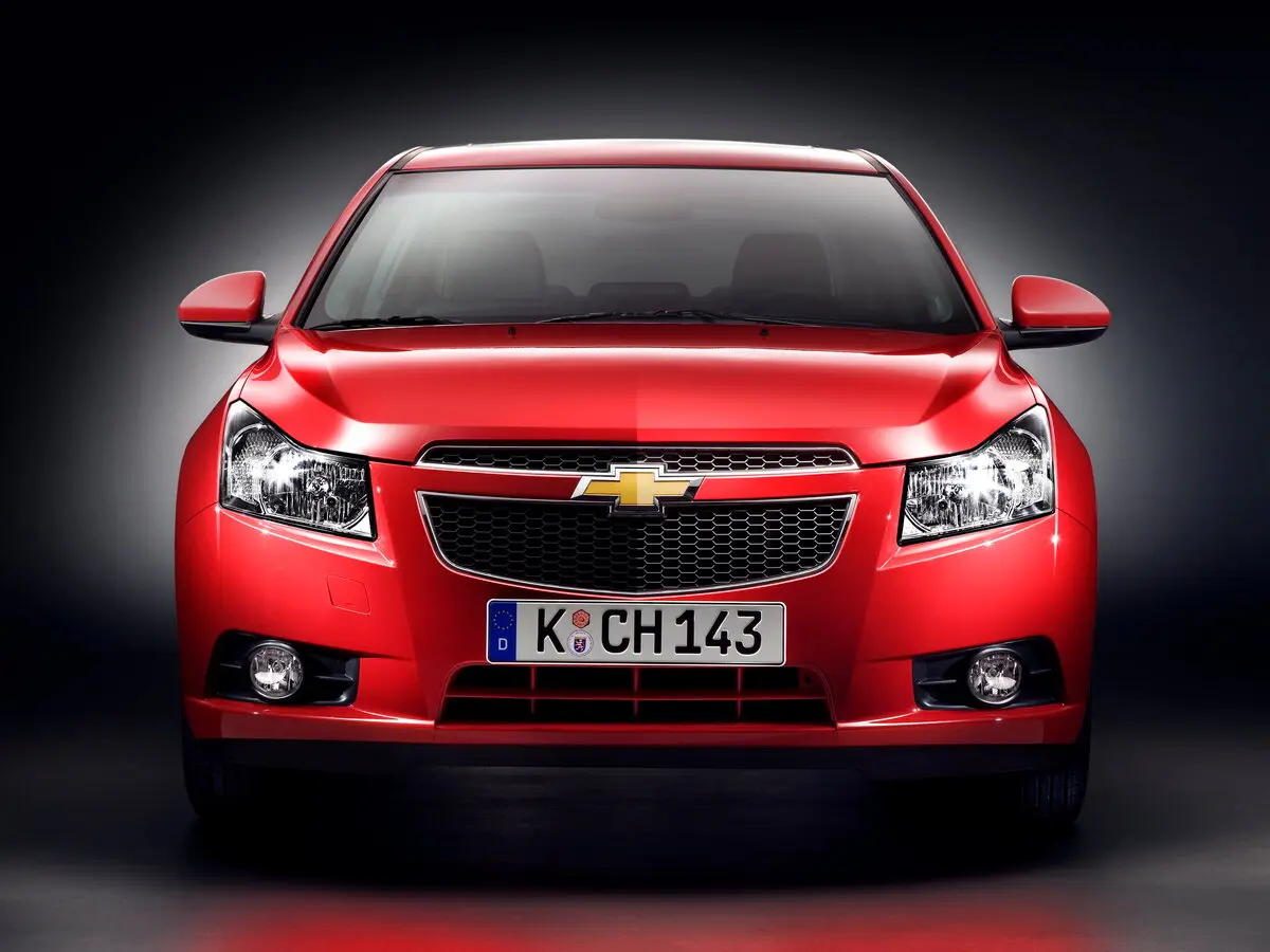 Chevrolet Cruze I Седан — сүрөт 3