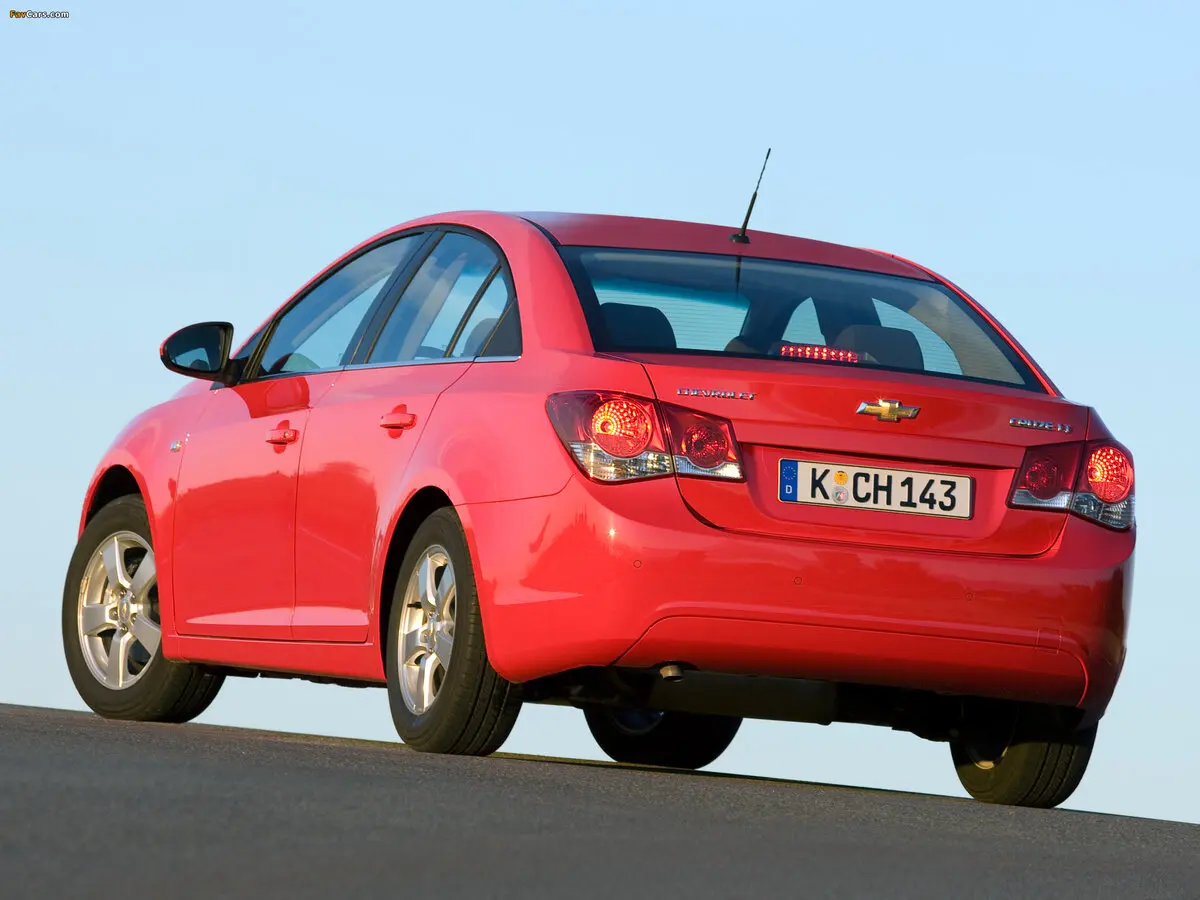 Chevrolet Cruze I Седан — сүрөт 5