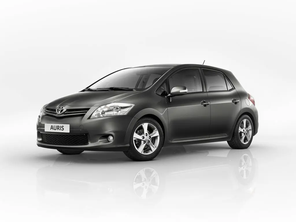 Toyota Auris I Рестайлинг Хэтчбек 5 дв.