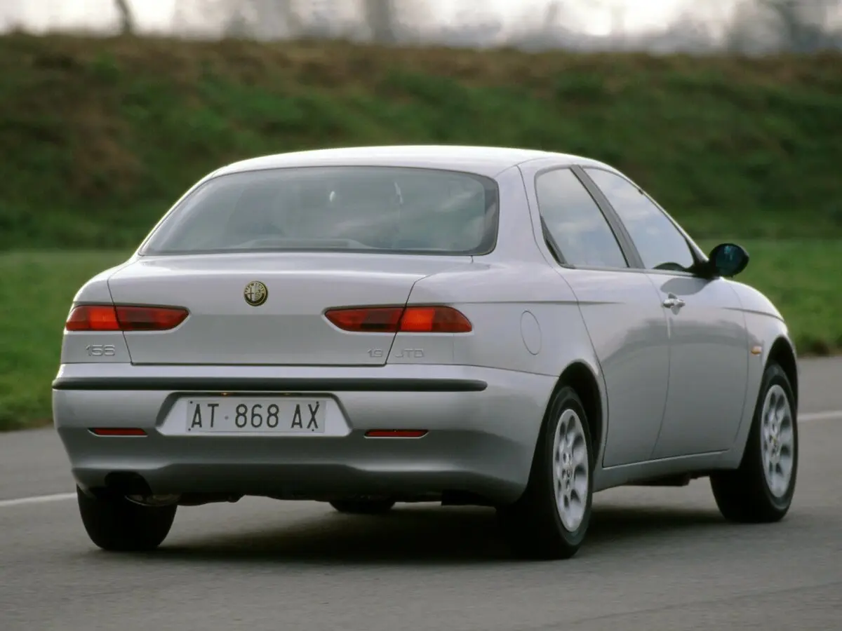 Alfa Romeo 156 I Седан — сүрөт 4
