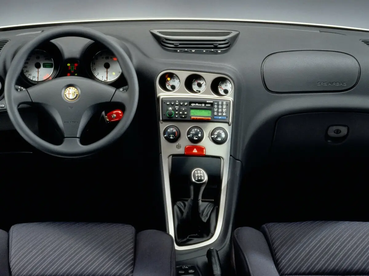 Alfa Romeo 156 I Седан — сүрөт 5