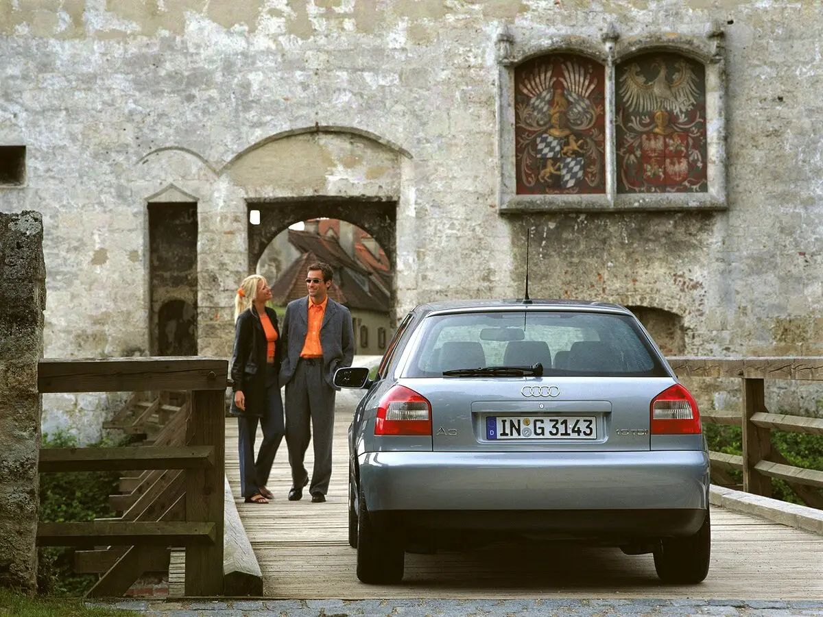 Audi A3 I (8L) Рестайлинг Хэтчбек 5 дв. — сүрөт 3