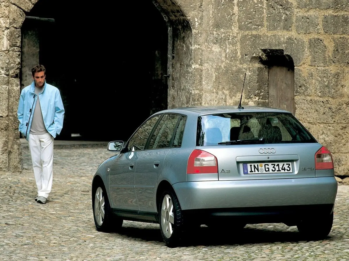 Audi A3 I (8L) Рестайлинг Хэтчбек 5 дв. — сүрөт 4