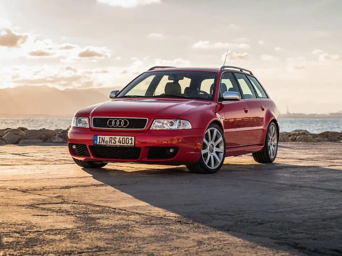 Audi RS 4 I (B5)
