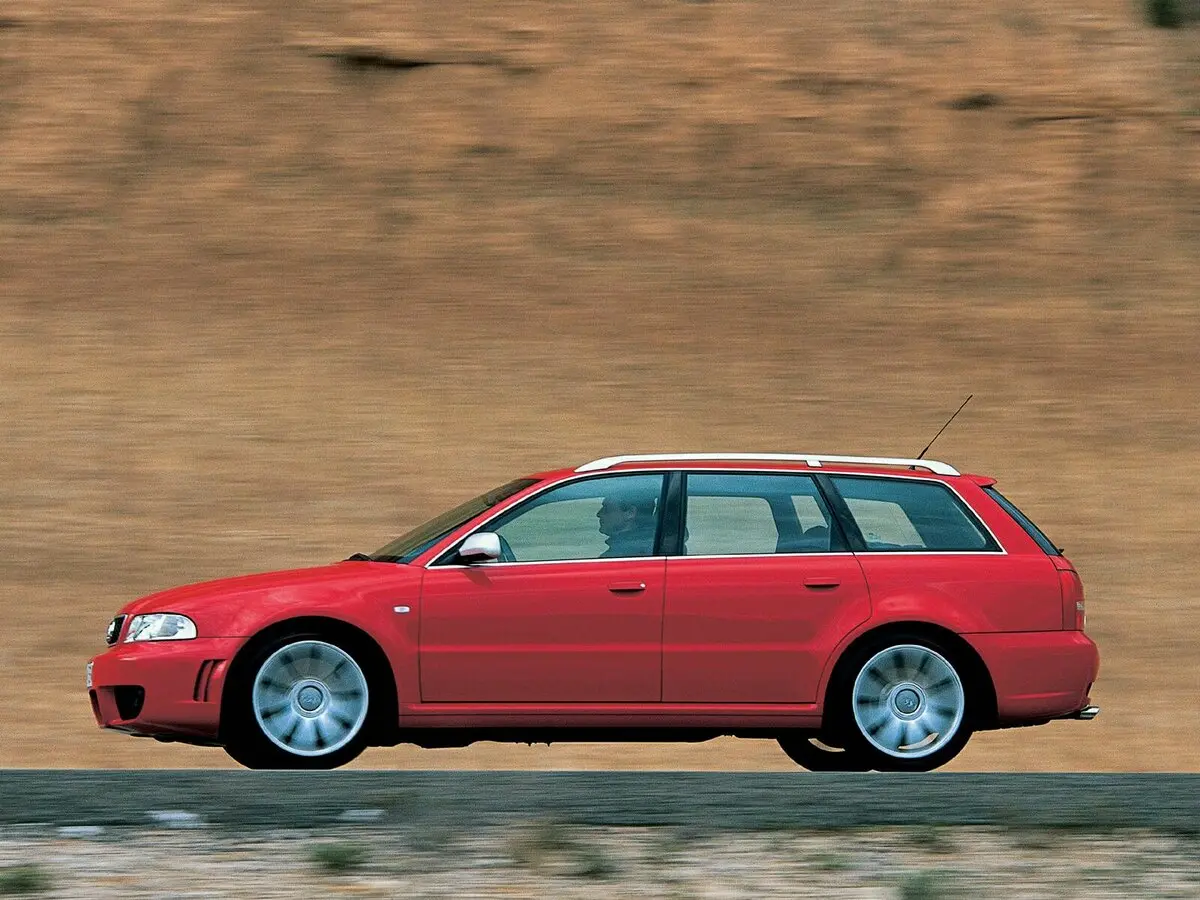 Audi RS 4 I (B5) Универсал 5 дв. — сүрөт 2