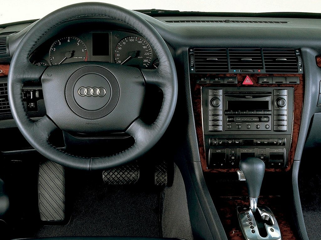Audi A8 I (D2) Рестайлинг Седан