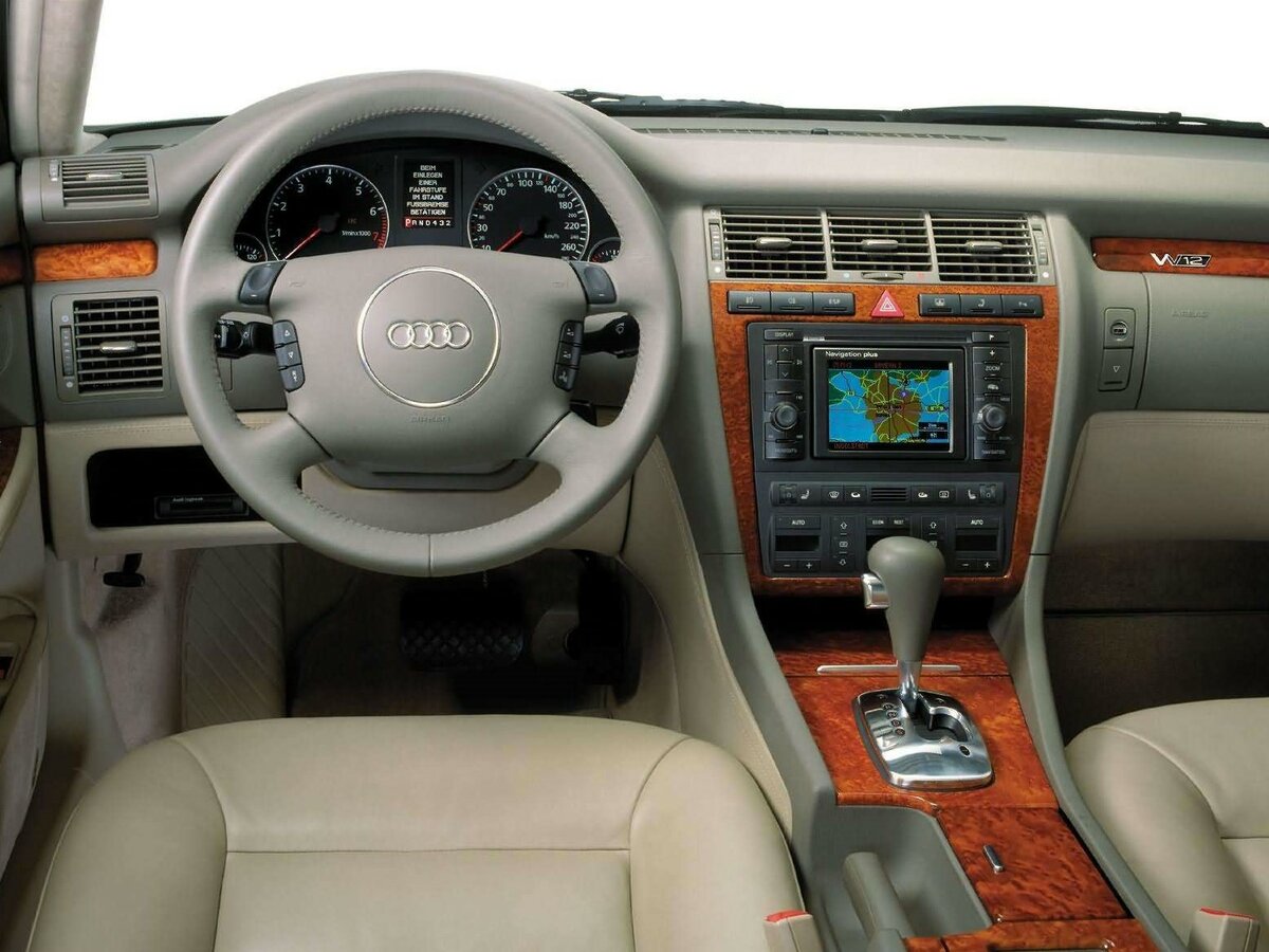 Audi A8 I (D2) Рестайлинг Седан Long