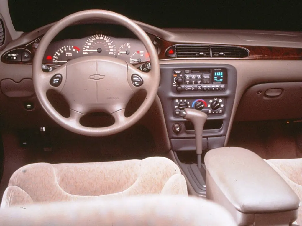Chevrolet Malibu V Седан — сүрөт 6