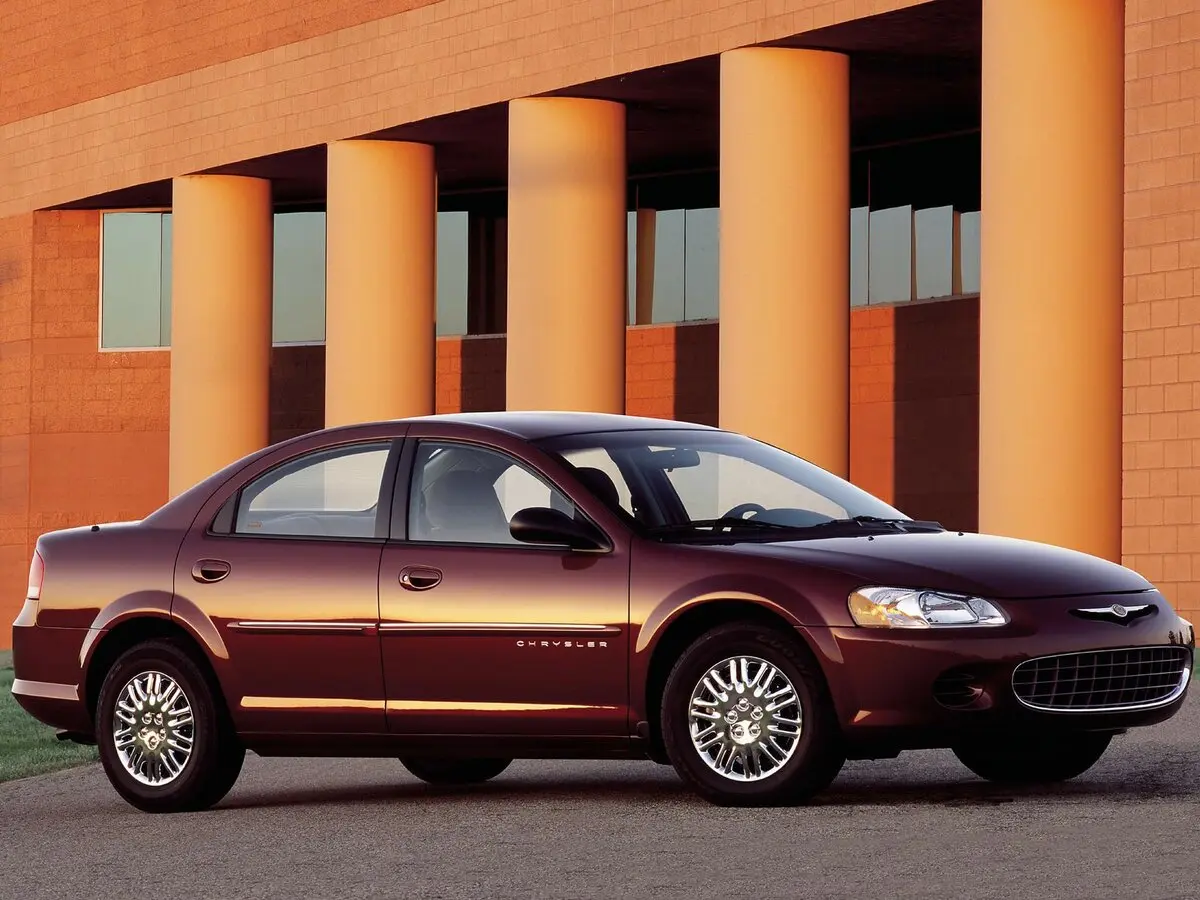 Chrysler Sebring II Седан — сүрөт 2