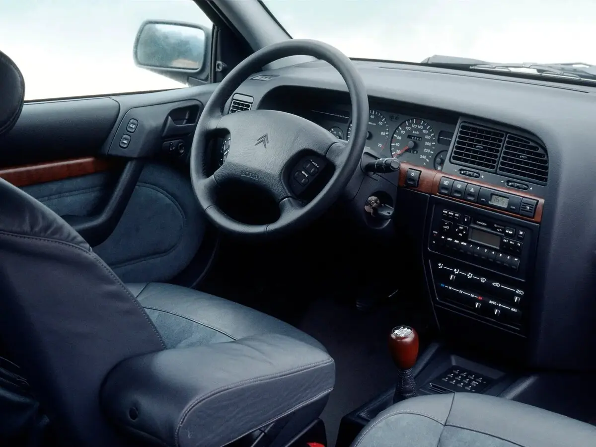 Citroen Xantia I Рестайлинг Лифтбек — сүрөт 6