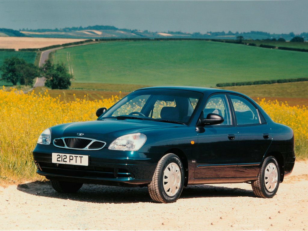 Daewoo Nubira II Седан