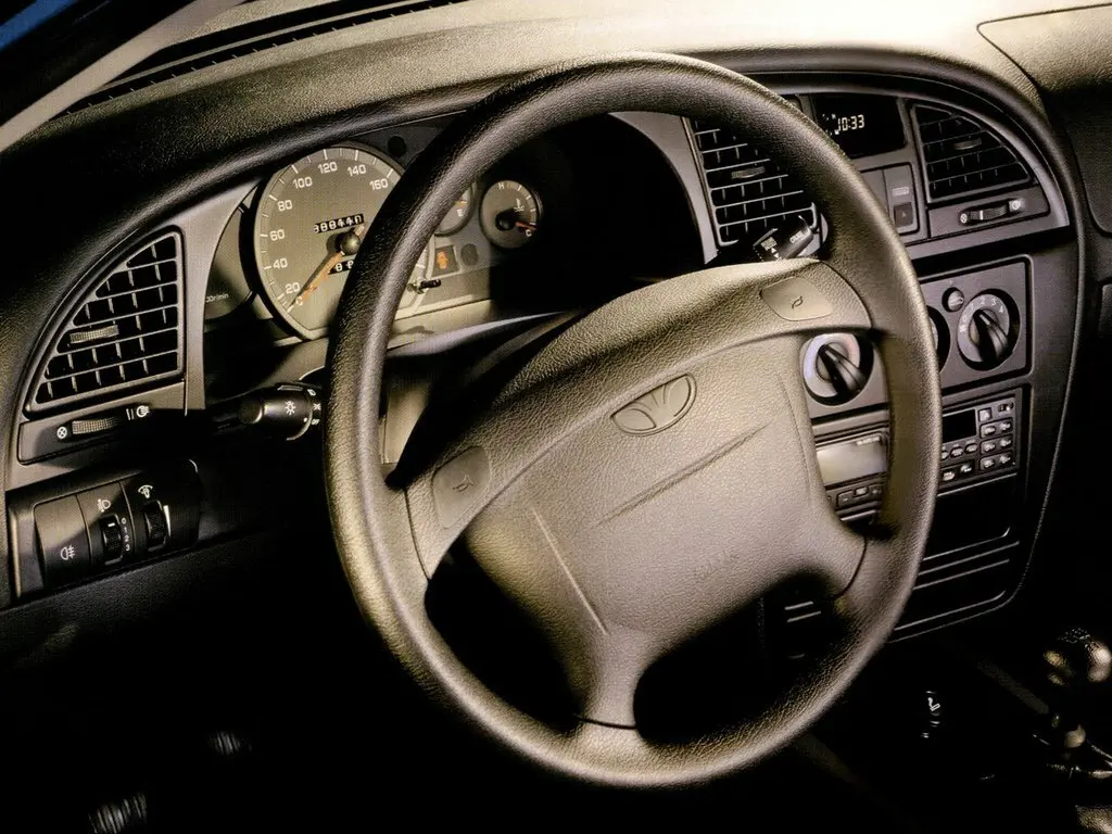 Daewoo Nubira II Седан — сүрөт 6