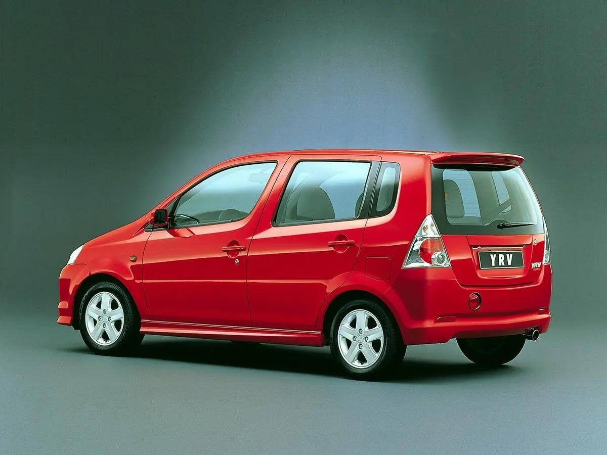 Daihatsu YRV I Компактвэн — сүрөт 5