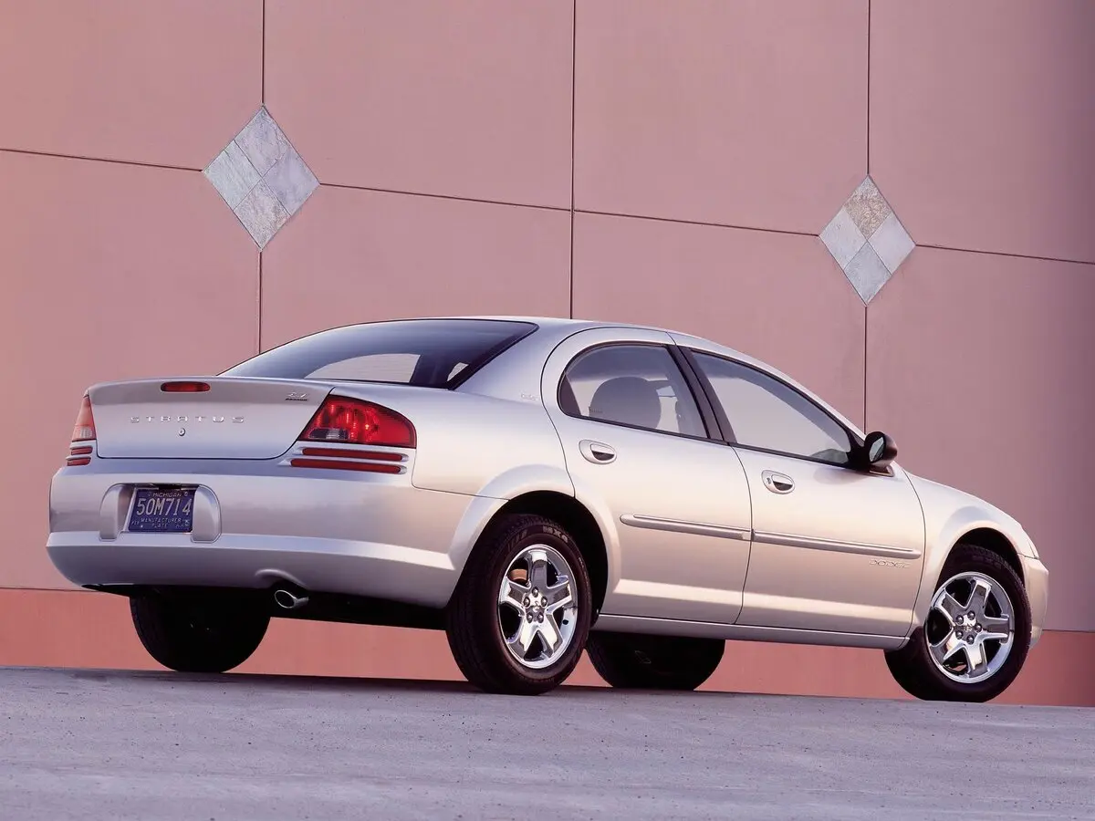 Dodge Stratus II Седан — сүрөт 4