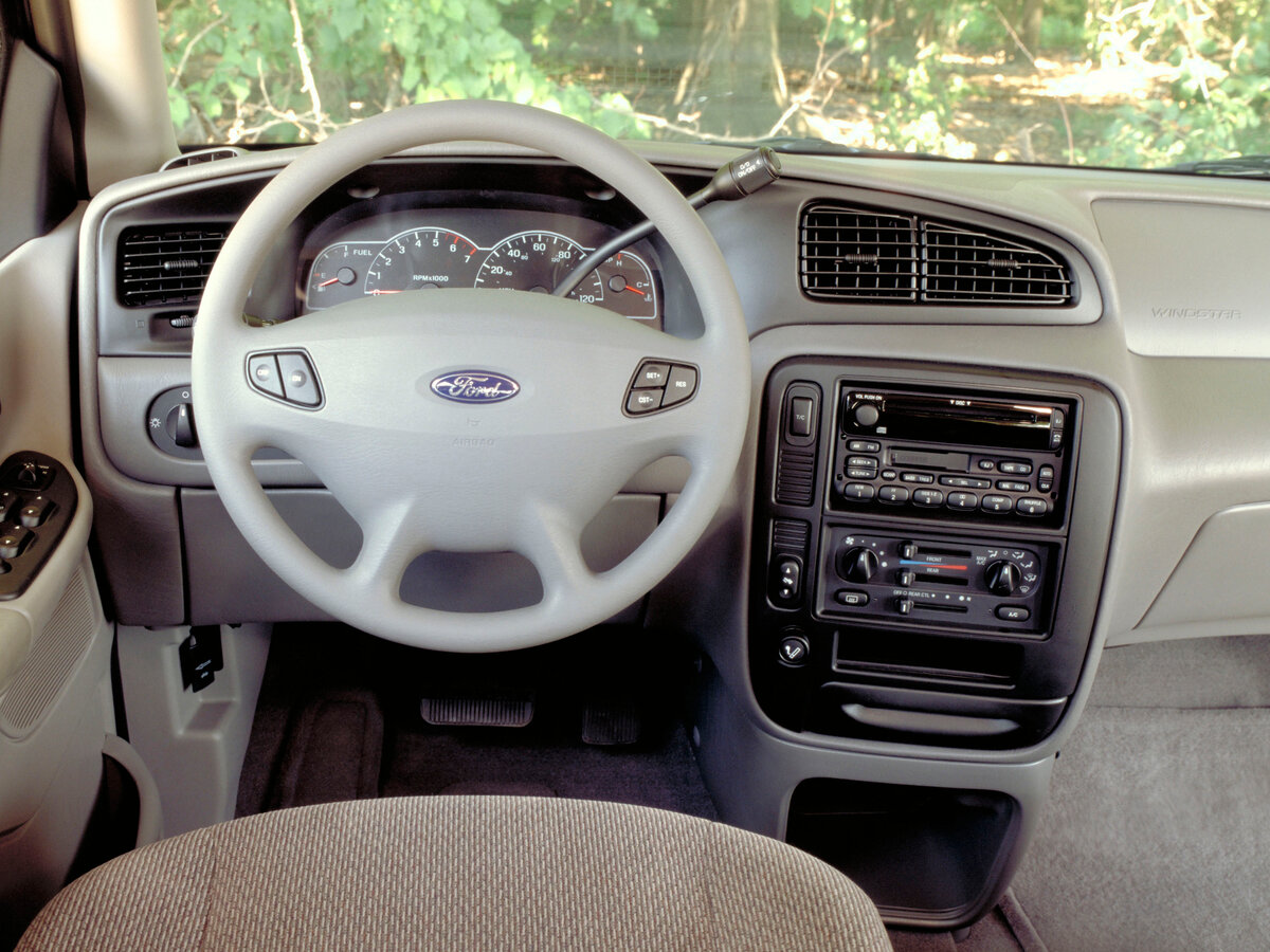 Ford Windstar II Минивэн — фото 6