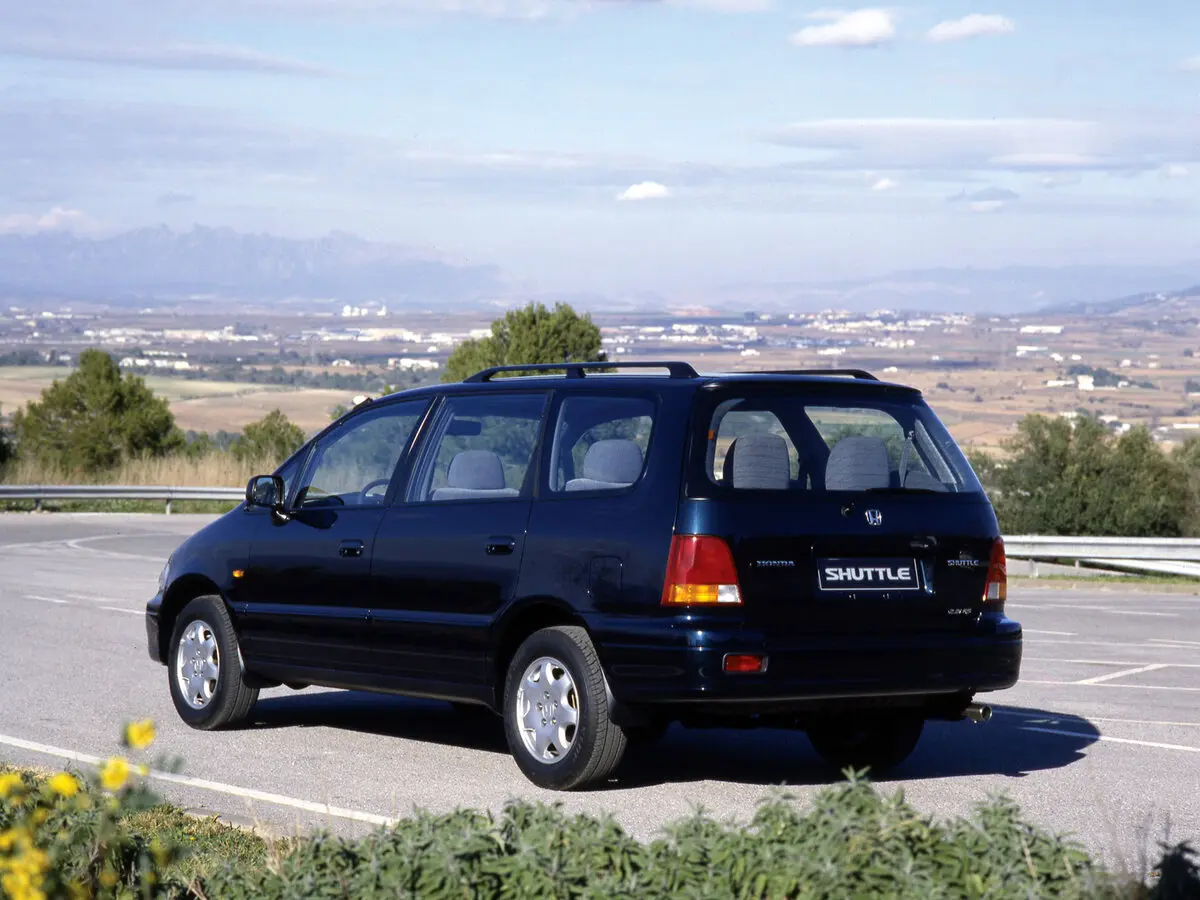 Honda Shuttle I Компактвэн — сүрөт 3