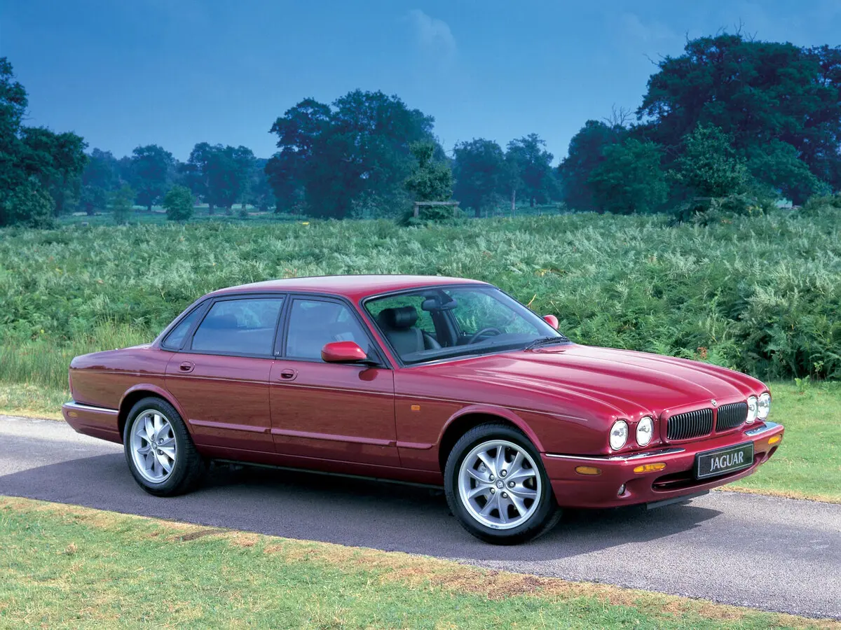 Jaguar XJ II (X308) Седан — сүрөт 2